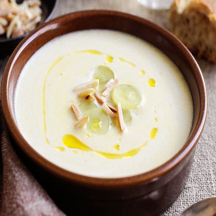 Ajoblanco: el gazpacho que existía antes del tomate